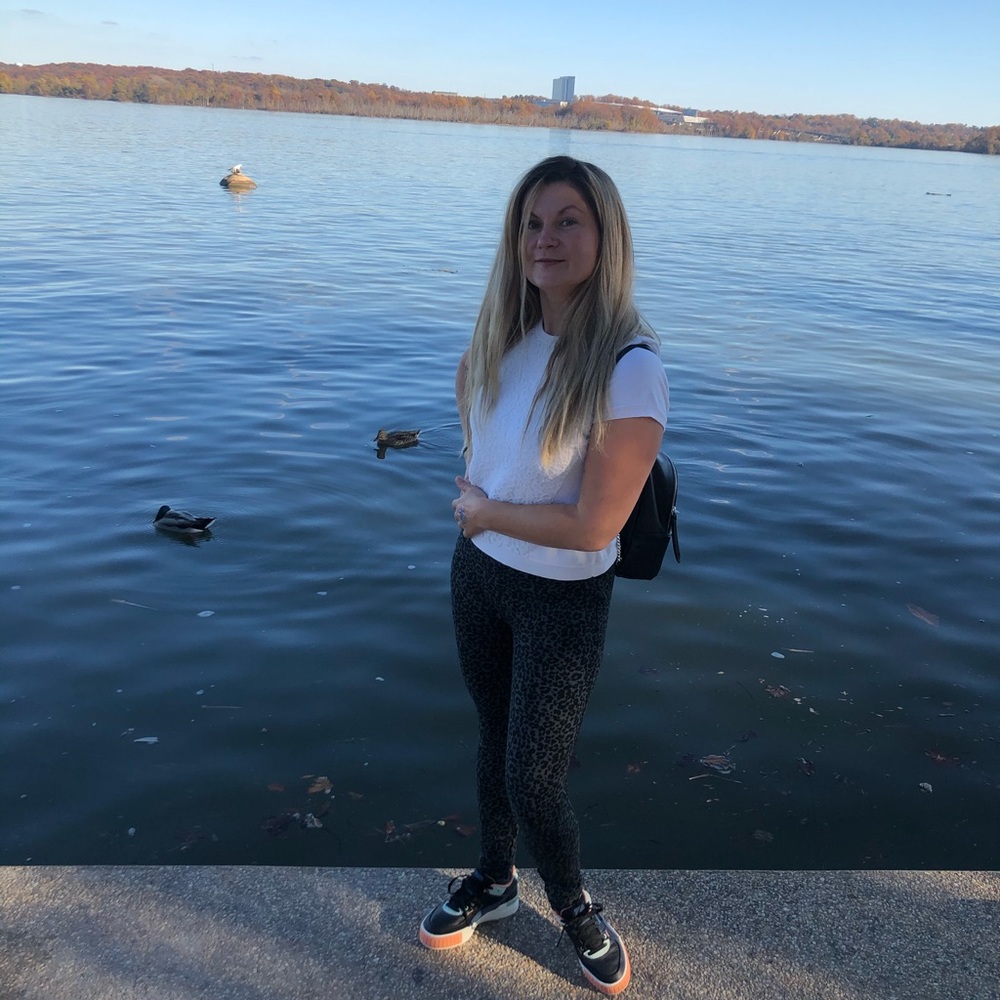 Meet your Posher, Irena